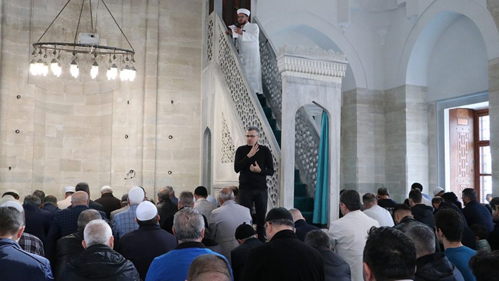 Tekirdağ'da işaret diliyle cuma dönemi