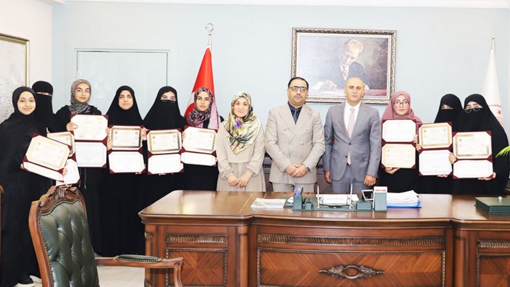 Doğubayazıt'ta hafızlar belgelerine kavuştu