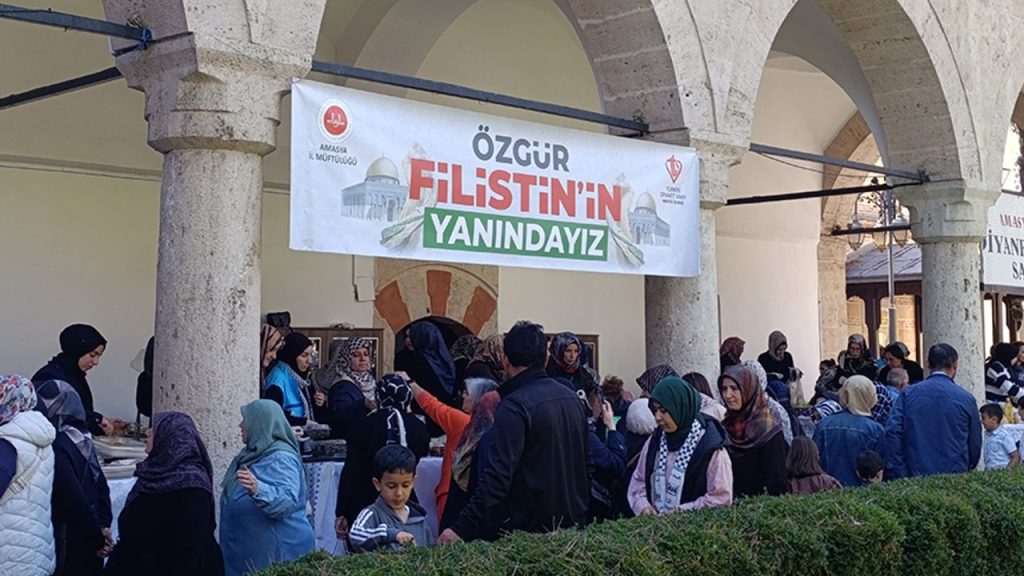 Amasya'da Gazze yararına kermes düzenlendi