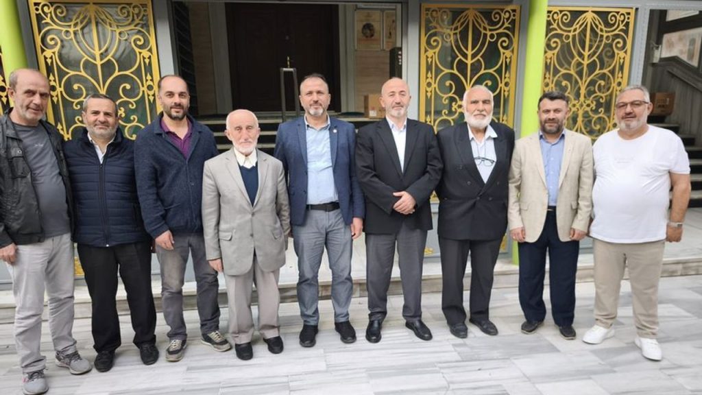 Bahçelievler'de sabah namazı buluşması