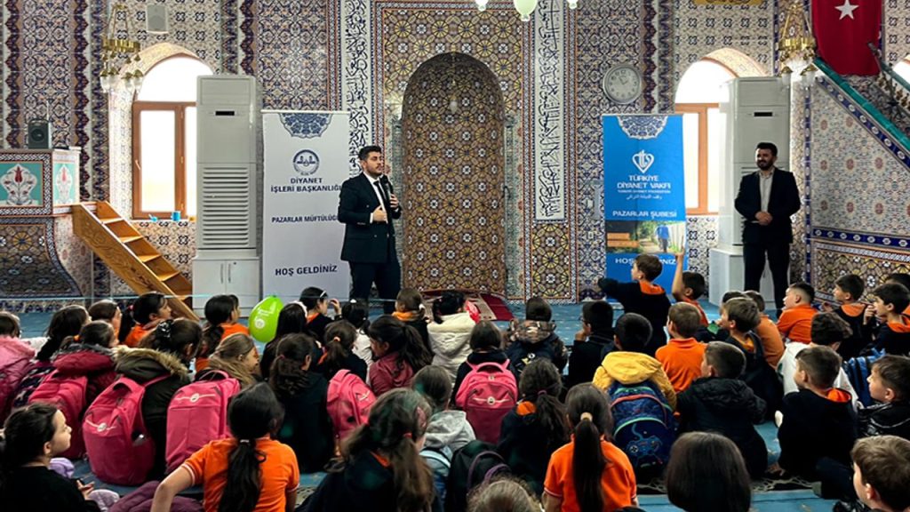 Pazarlar'da "Cami-Çocuk Buluşması"