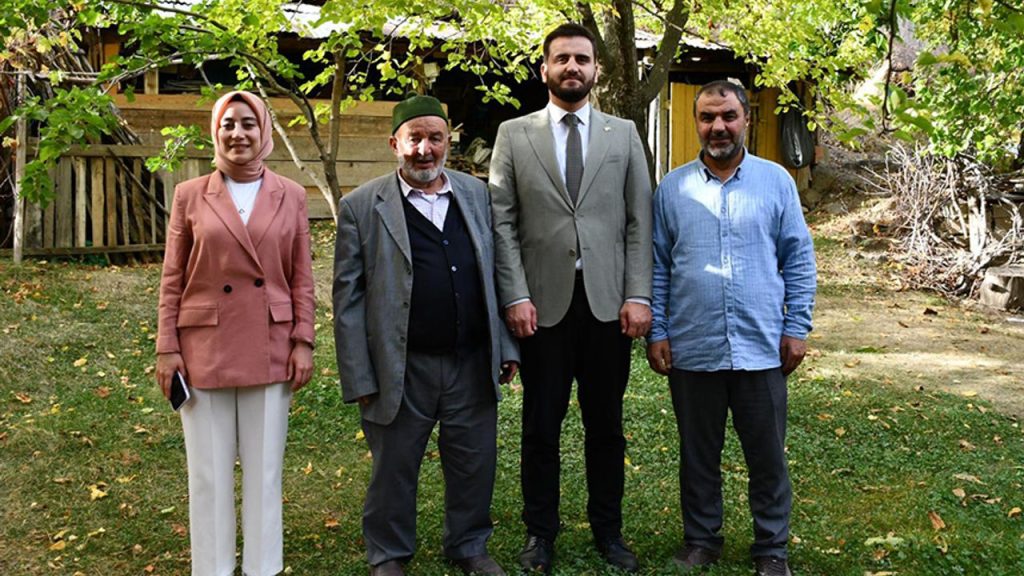 Olur Kaymakamından emekli din görevlilerine vefa