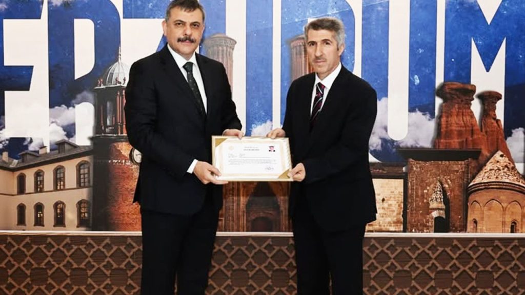 Prof. Dr. Koçak, Diyanet Akademisi'ne veda etti