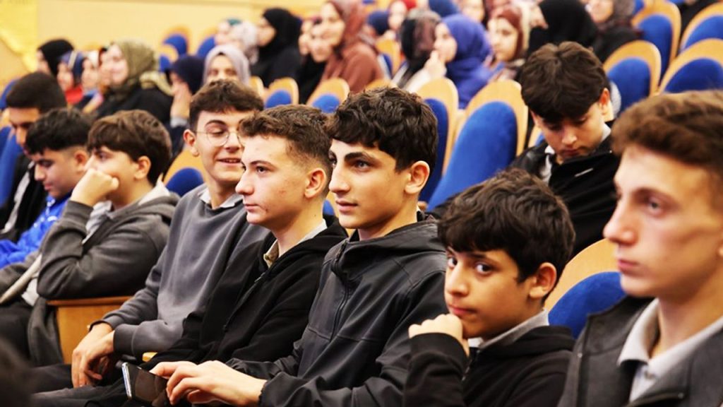 Gençler, Peygamber (sav) izinde bir hayat için buluştu