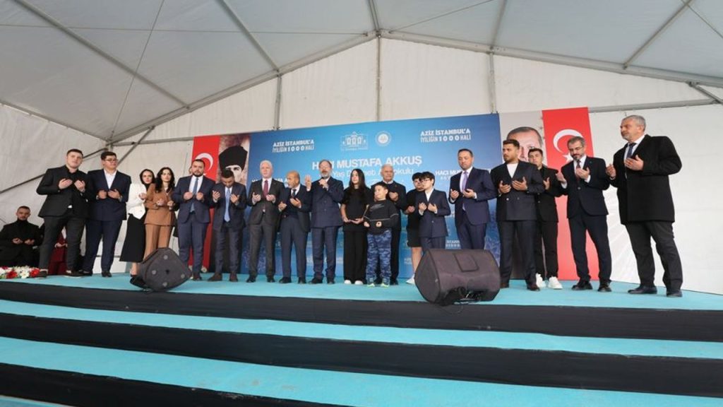 Hacı Mustafa Akkuş 4-6 Yaş Kur’an Kursu dualarla açıldı