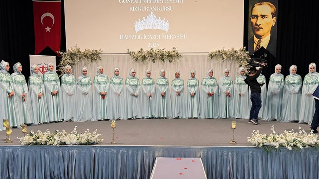 Gönen'de 23 hafız belge aldı