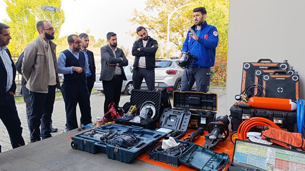 Bingöl'de afad gönüllüsü din görevlileri eğitim aldı