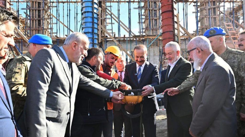 Isparta'da Kışla Camii'nin temeli atıldı