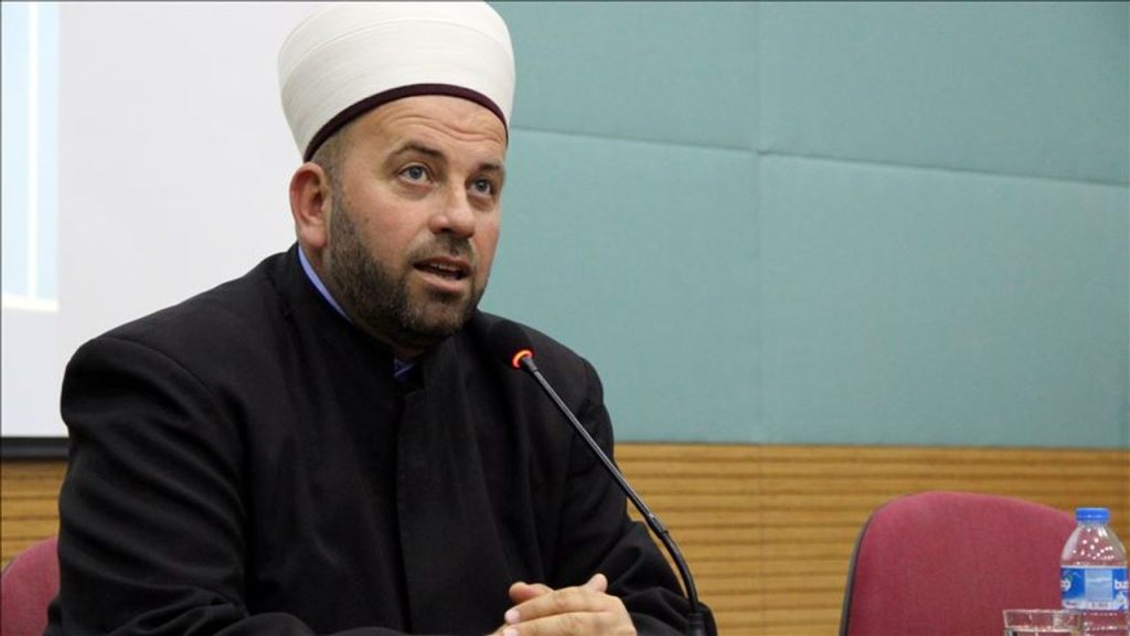 Karadağ İslam Birliği Başkanı Feyziç'den vize uygulaması açıklaması
