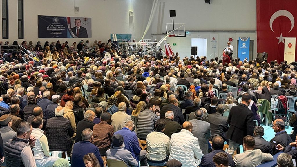 Ulubey'de Peygamber sevgisi salona sığmadı