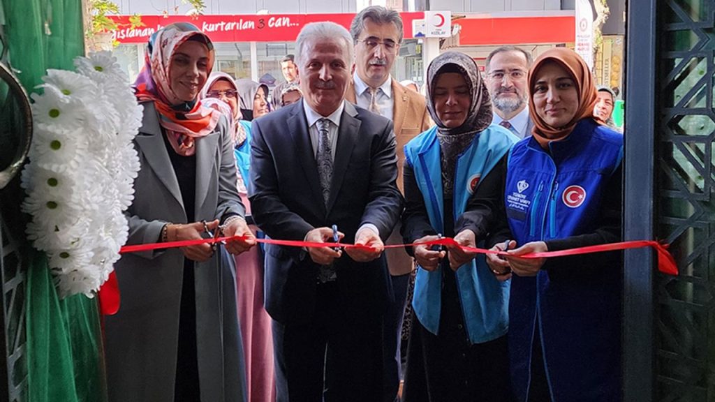 Antalya'da "İyilik Atölyesi" açıldı