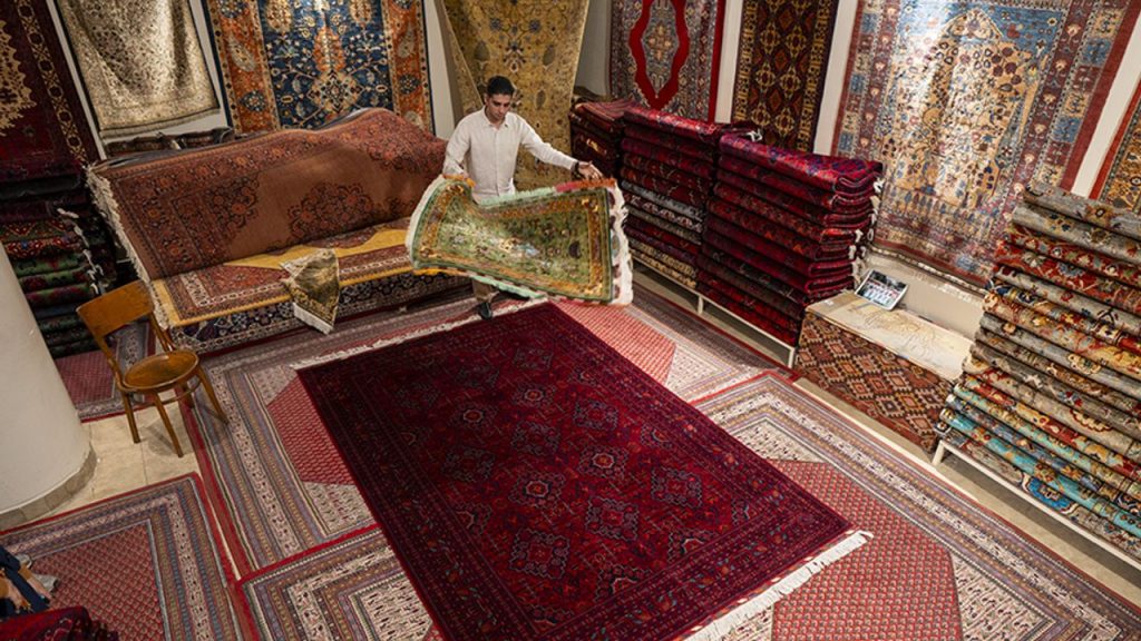 Asırlık halıcılık geleneği