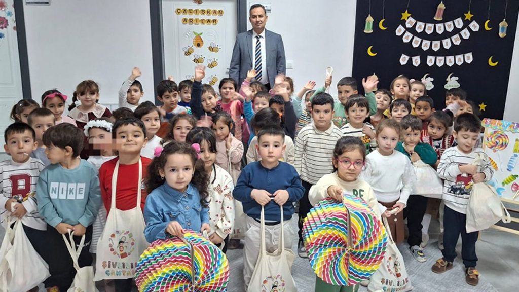 Bolvadin'de üç aylar heyecanla karşılandı