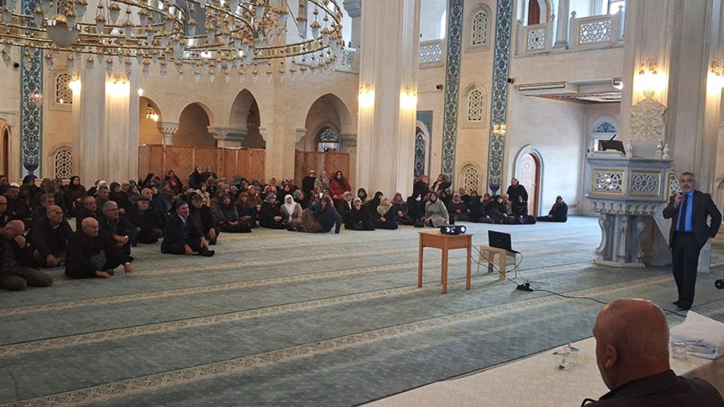 Çorum'da umre yolcuları mübarek topraklara hazırlanıyor