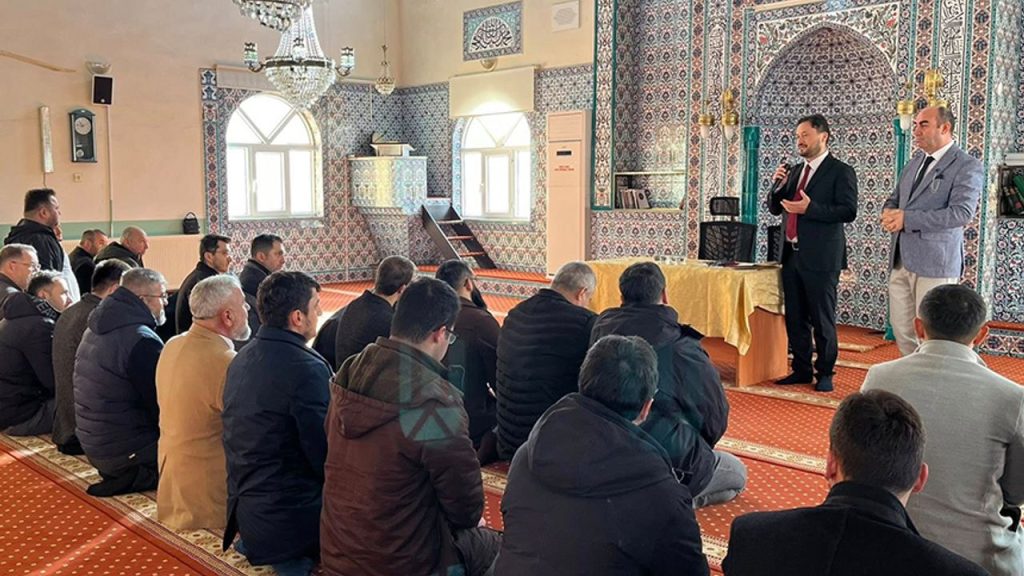 Yakakent'te "Din Görevlileri ve Etkili İletişim" konferansı