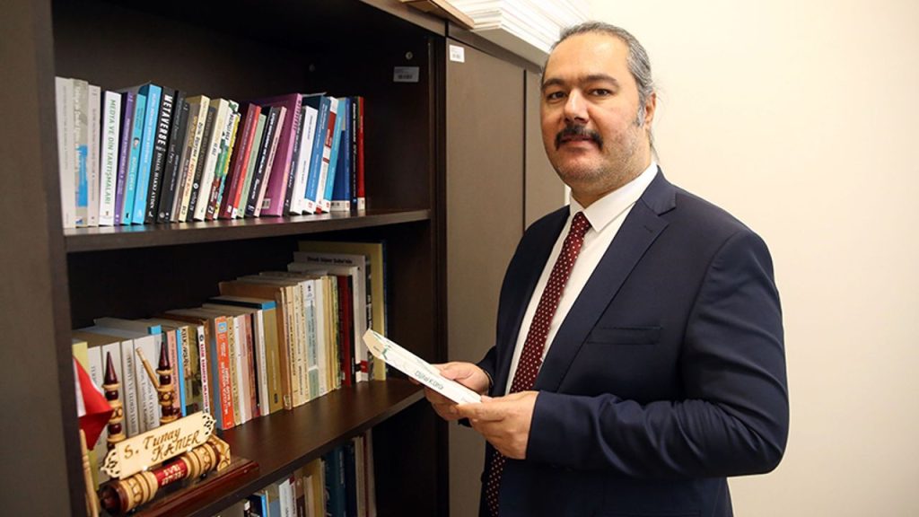 Uzmanından "fenomen öğretmenler sınıfın akademik başarısını düşürüyor" uyarısı