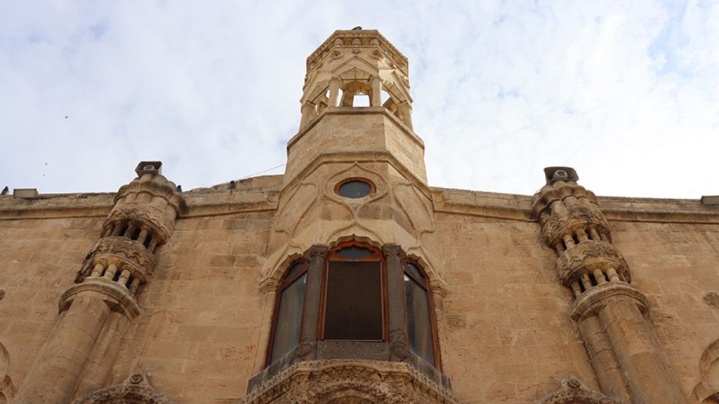 Şanlıurfa Fırfırlı Camii