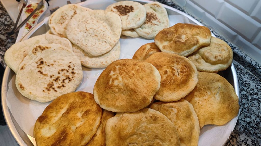 Çorum'da "İlk namaz çöreği" geleneği sürüyor