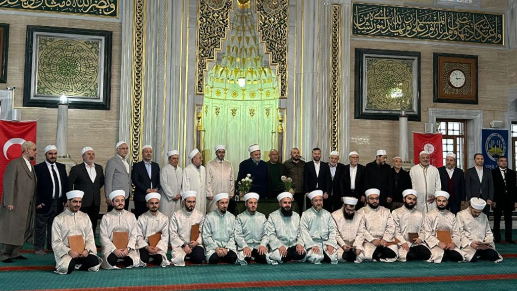 İstanbul'da kurra hafızlar icazet aldı