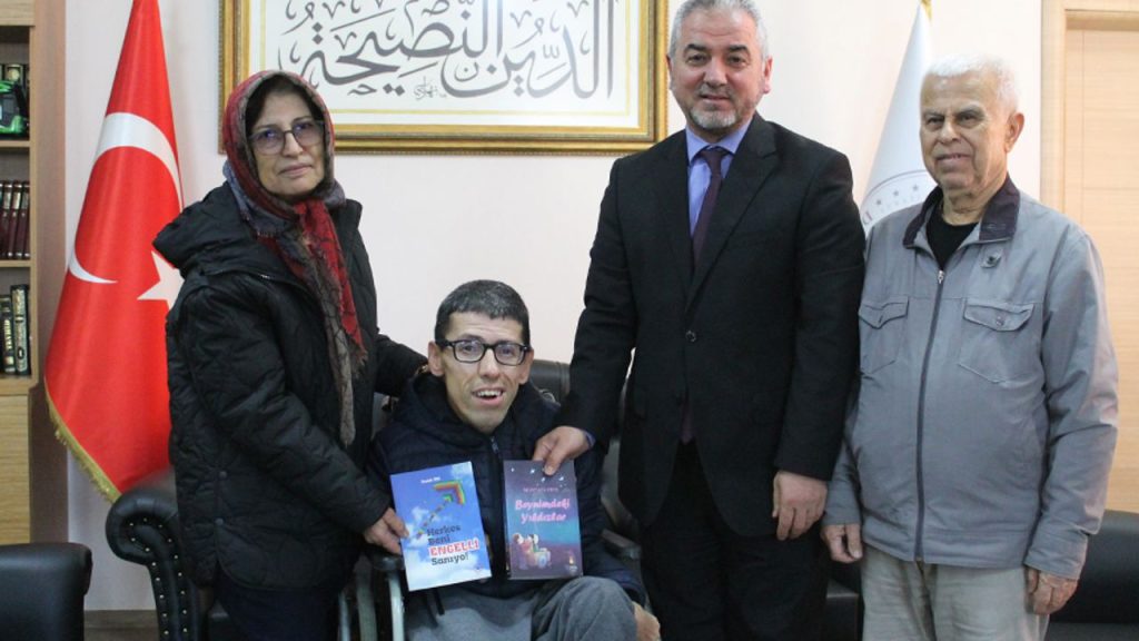 Burnuyla Yazdı, Yüreklere Dokundu