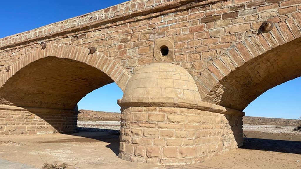 Kerkük'teki tarihi Osmanlı Köprüsü yıllara ve sellere rağmen dimdik ayakta duruyor