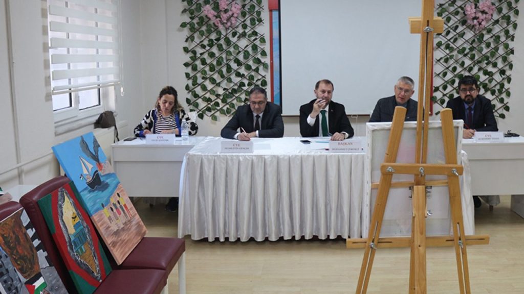 Pamukkale'de fırçalar Gazze’nin kutlu direnişini çizdi