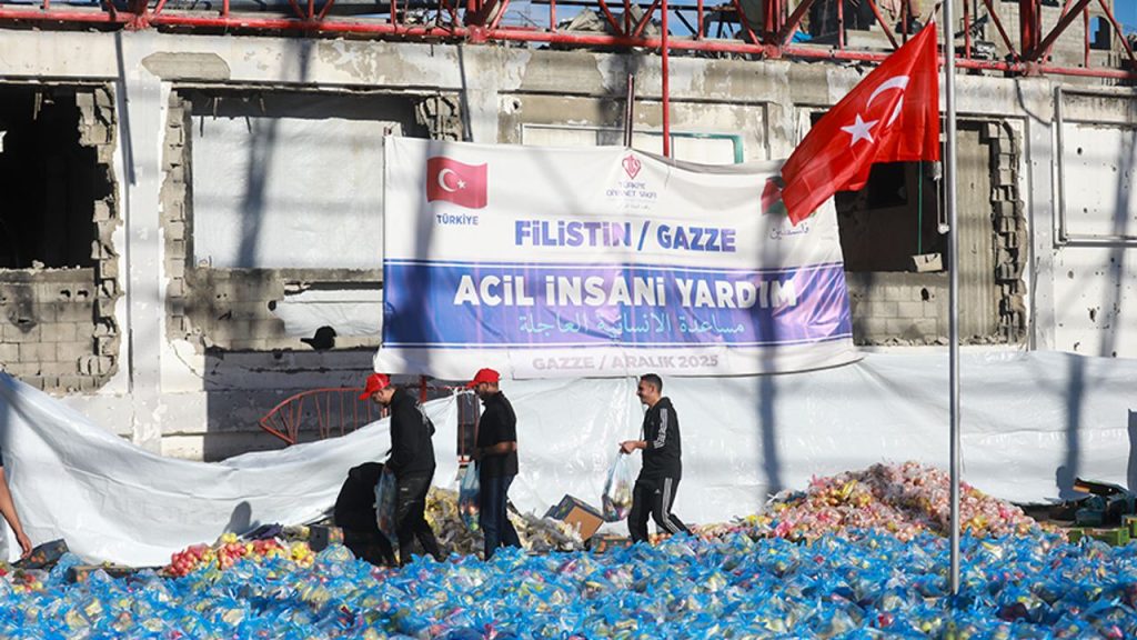 Türkiye'nin yardımları Gazze'ye ulaştı
