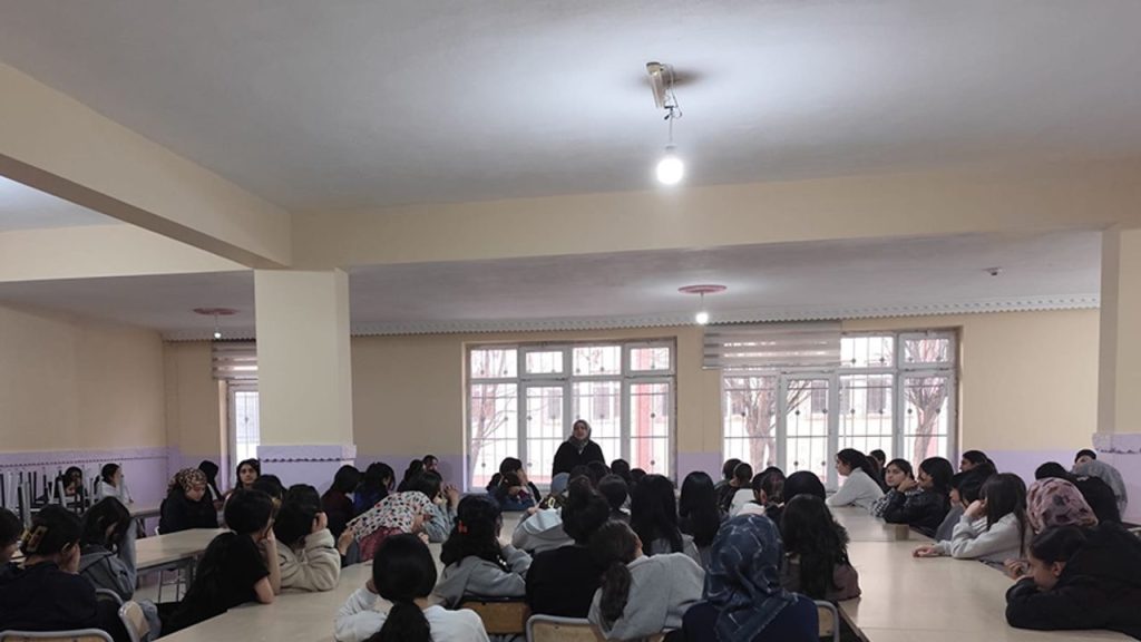 Çaldıran'da "Pansiyon Buluşmaları" sürüyor