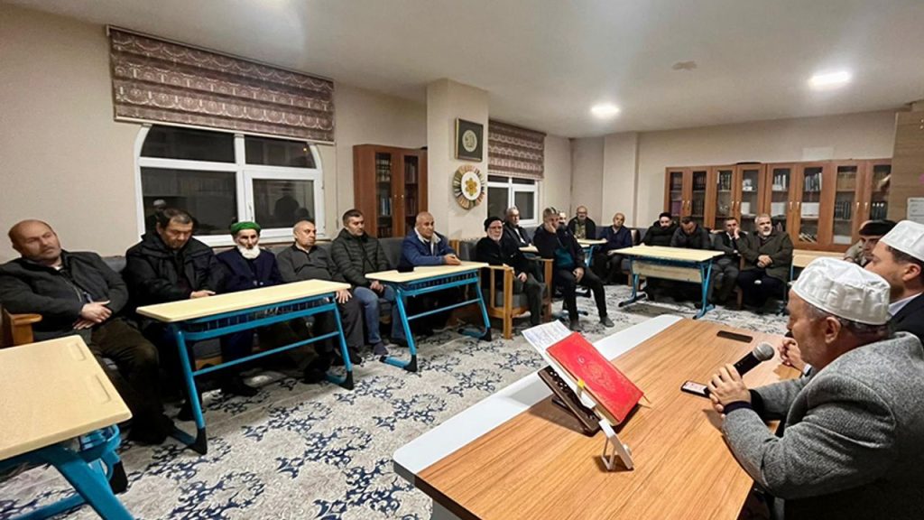 Taşyapan: İlahi rızaya dayanmayan amelde hayır yoktur