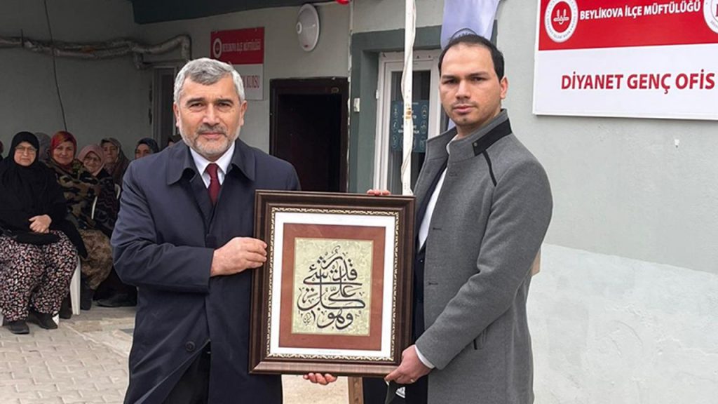 Beylikova'da Diyanet Genç Ofis hizmete açıldı