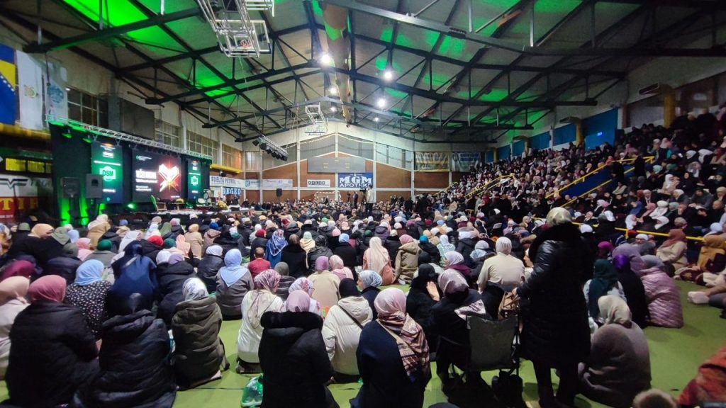 Bosna Hersek'te yılbaşı öncesi geleneksel "Kur'an Gecesi" düzenlendi