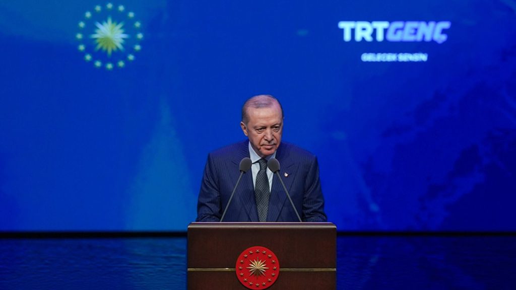Cumhurbaşkanı Erdoğan: Hakikat mücadelemizi sürdüreceğiz