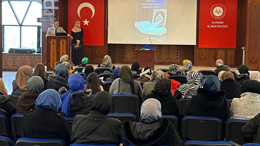 Kayseri’de "Tashih-i Huruf Kursu" tamamlandı