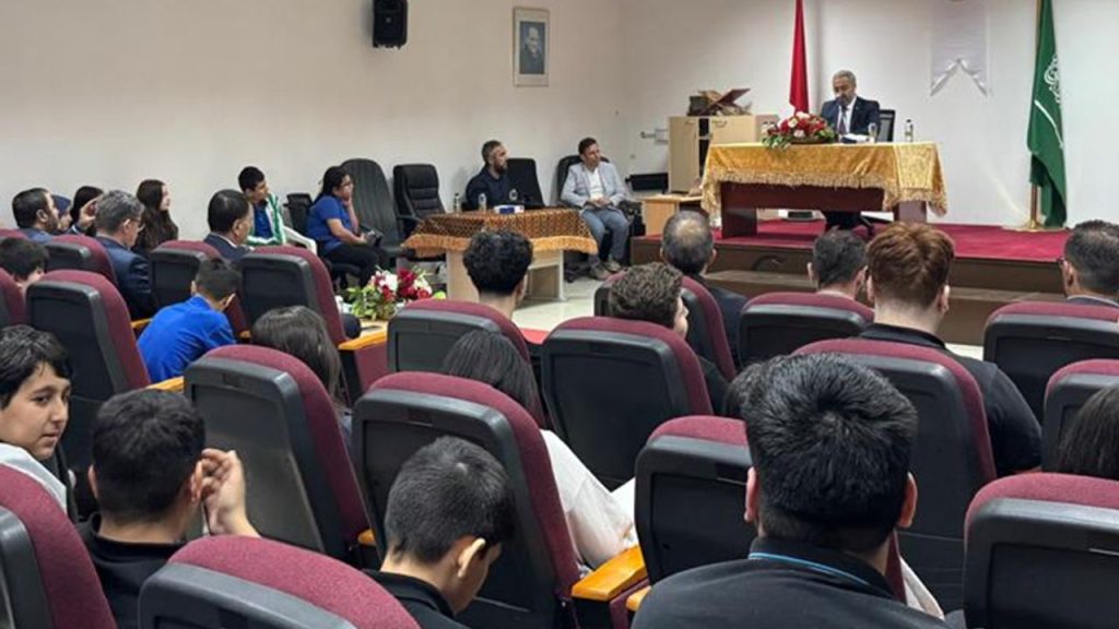 Cidde Uluslararası Türk Okulu'nda Hz. Peygamber ahlakı konuşuldu