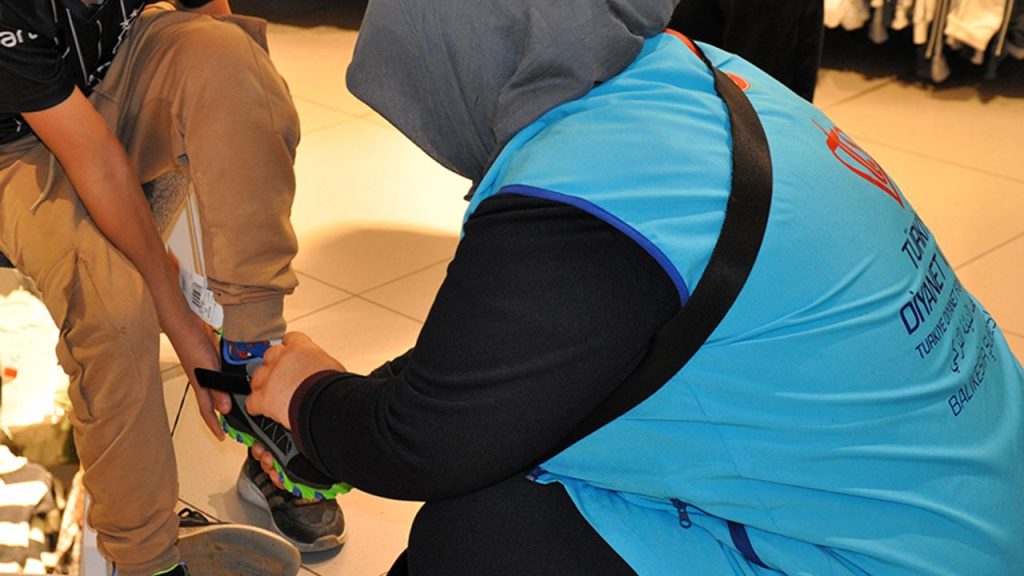 Balıkesir'de çocuklara kış bayramı yaşatıldı