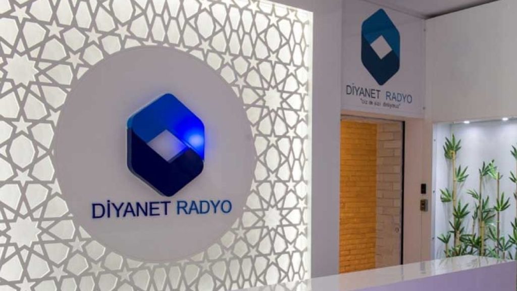 Diyanet Radyo "Yılın En İyi Tematik Radyosu" seçildi