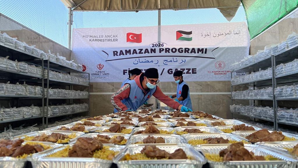 TDV'den Gazze'ye günlük 20 bin kişilik iftar desteği