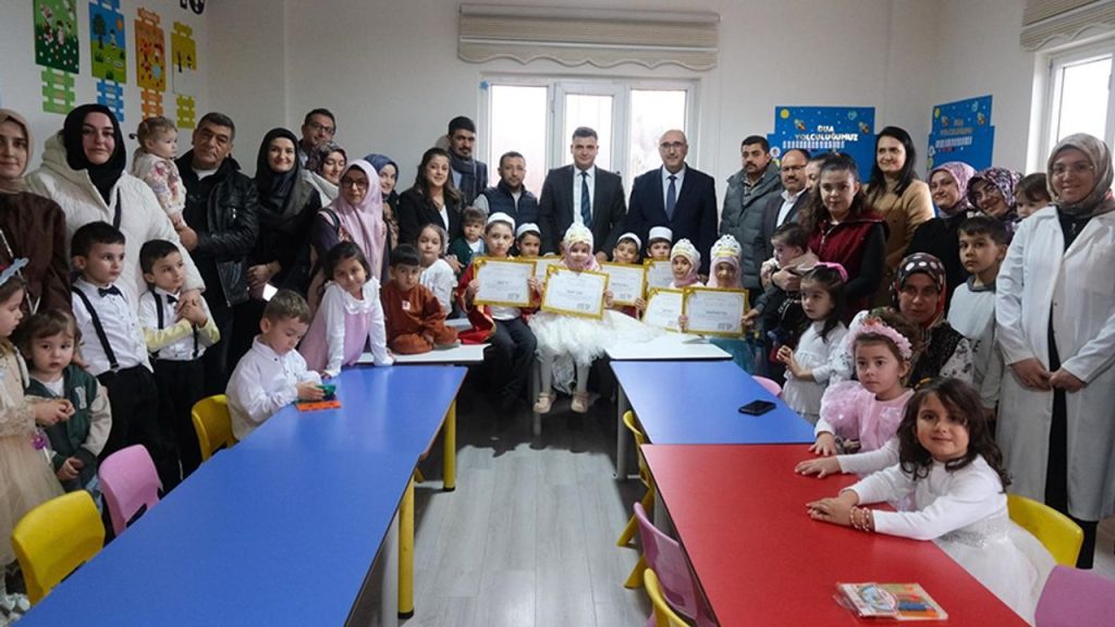 Gülnar'da minikler Kur'an'a çıktı