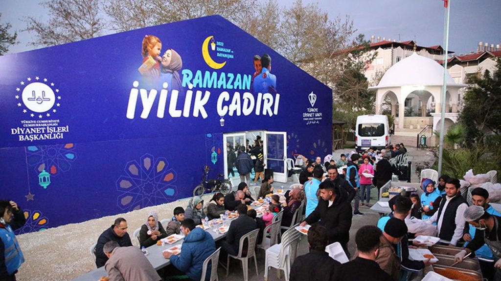 TDV,  87 ülkede "İyilik Sofrası" kuracak