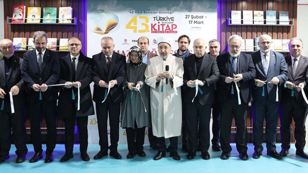 İstanbul'da "43. Türkiye Kitap ve Kültür Fuarı"nın açılışı yapıldı