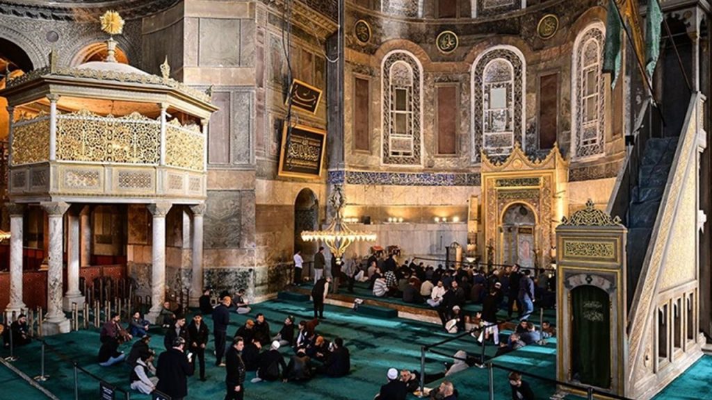 Ayasofya-i Kebir Camii'nde ramazanın manevi iklimi programlarla yaşatılacak