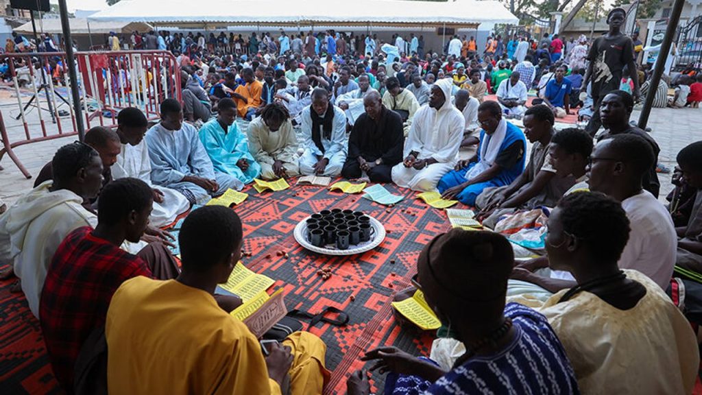 Senegal'de Türkiye Diyanet Vakfından 1000 kişilik iftar