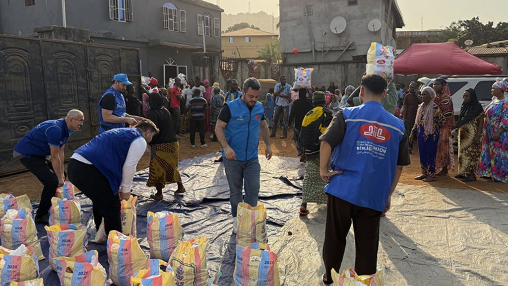 TDV, Sierra Leone'de ramazan yardımlarını sürdürüyor