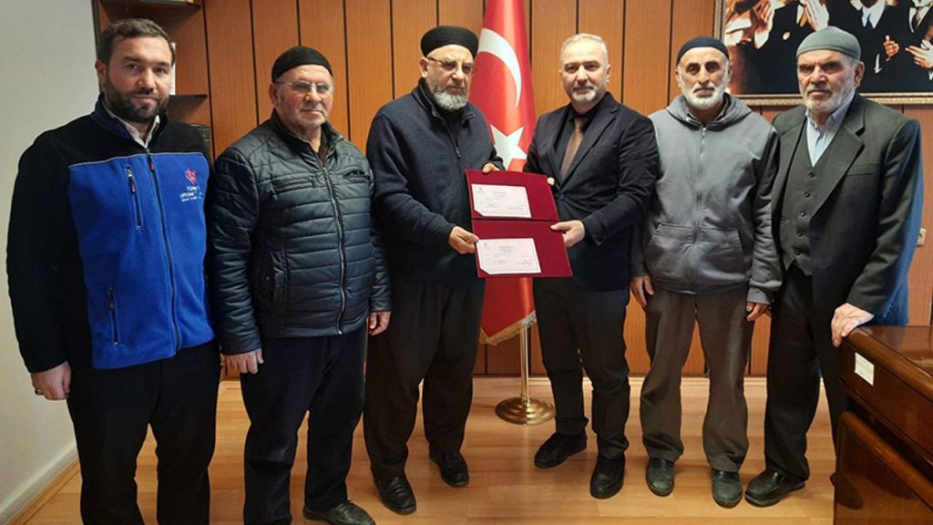 Cami cemaatinden Sudan ve Yemen'e bağış