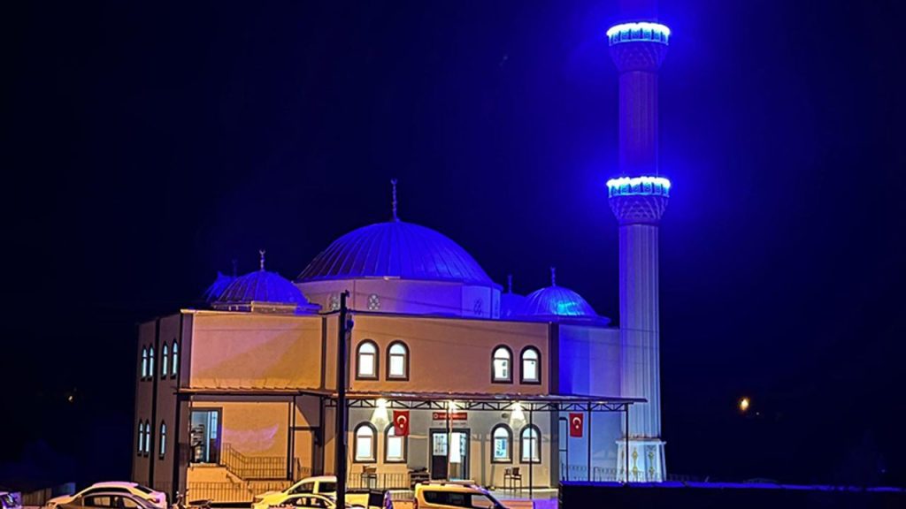 Ahi Sinan Kıble Camii açıldı
